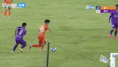 王鑫海闪击刘鑫岳世界波 厦门半场3-0碾压莆田 王鑫海闪击刘鑫岳世界波 厦门半场3-0碾压莆田