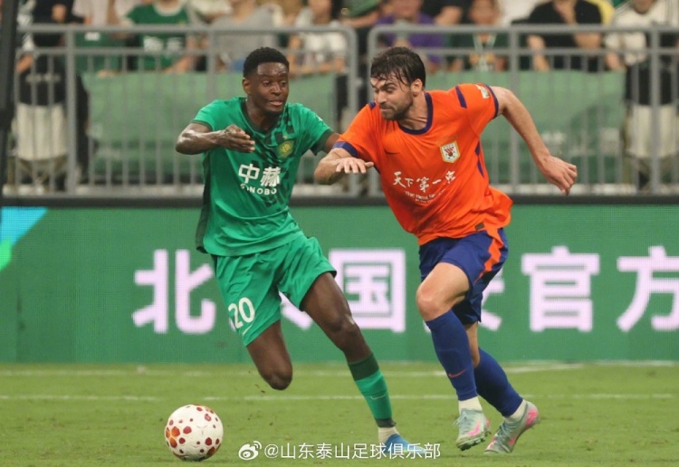 十人山东泰山客场0-2负于北京国安,少打一人全场被动 十人山东泰山客场0-2负于北京国安,少打一人全场被动