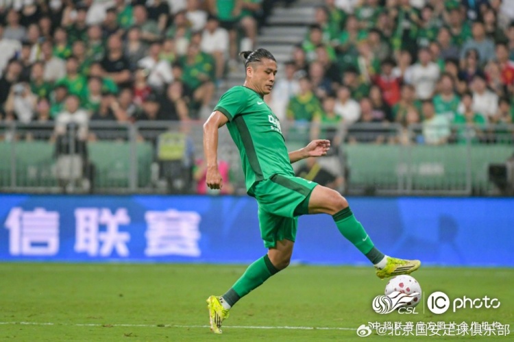 国安2-0力克十人泰山,林良铭传射建功 国安2-0力克十人泰山,林良铭传射建功