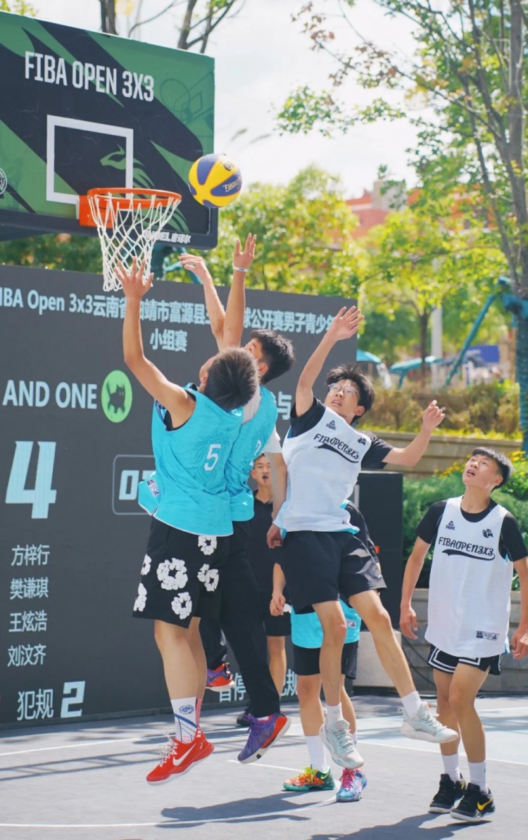 鑫潮商贸21-9碾压厚米夺FIBA Open 3x3富源站冠军 Nobody青年组1分险胜 鑫潮商贸21-9碾压厚米夺FIBA Open 3x3富源站冠军 Nobody青年组1分险胜