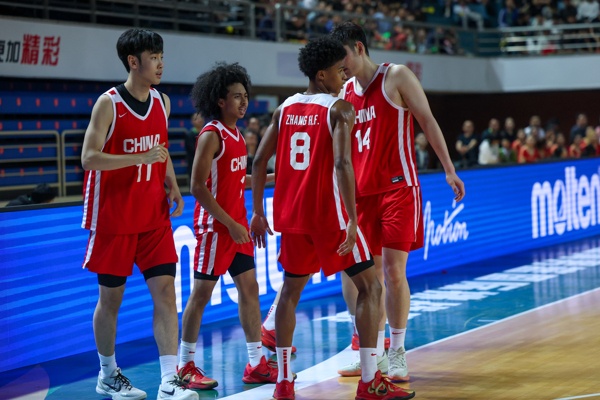 朱正:走出去是好事 张博源加盟路易斯维尔 郇氏兄弟齐闯NCAA