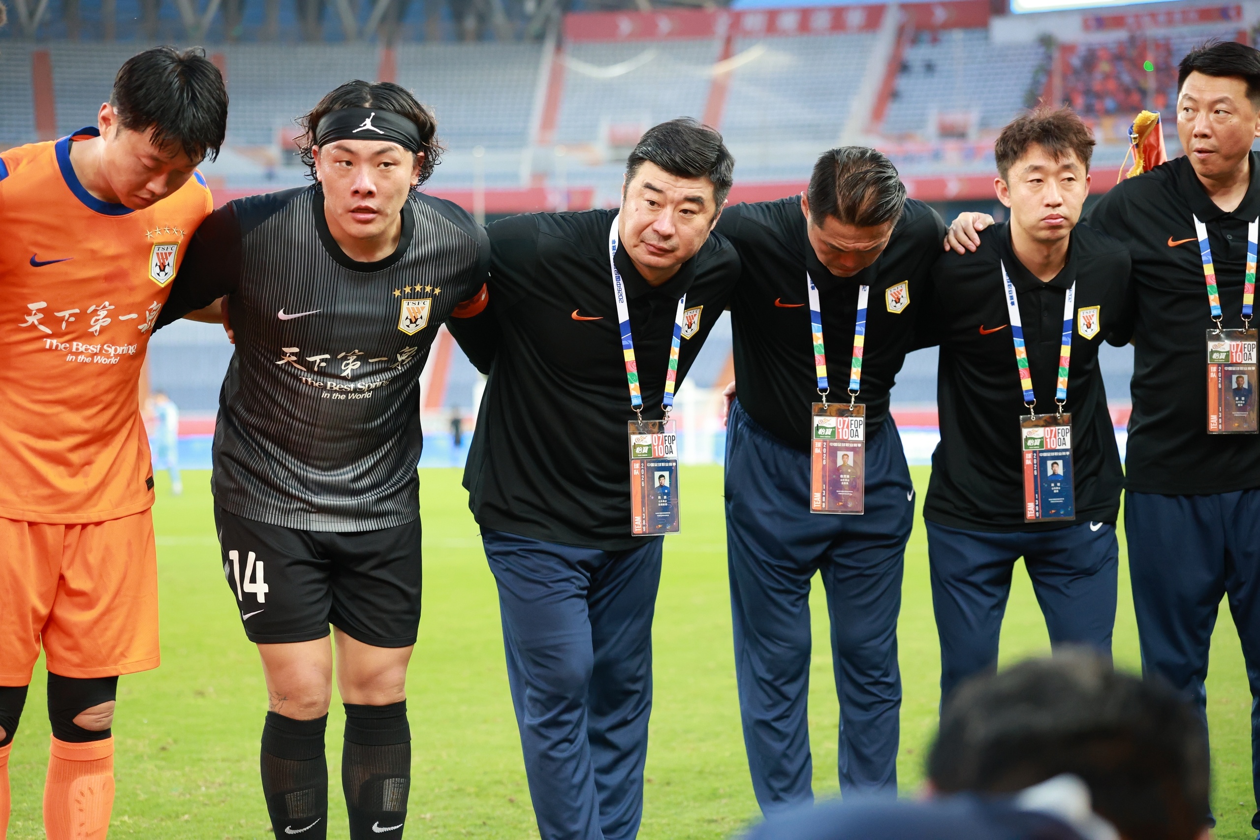泰山18人合练寒碜 输球后急寻外籍康复团队