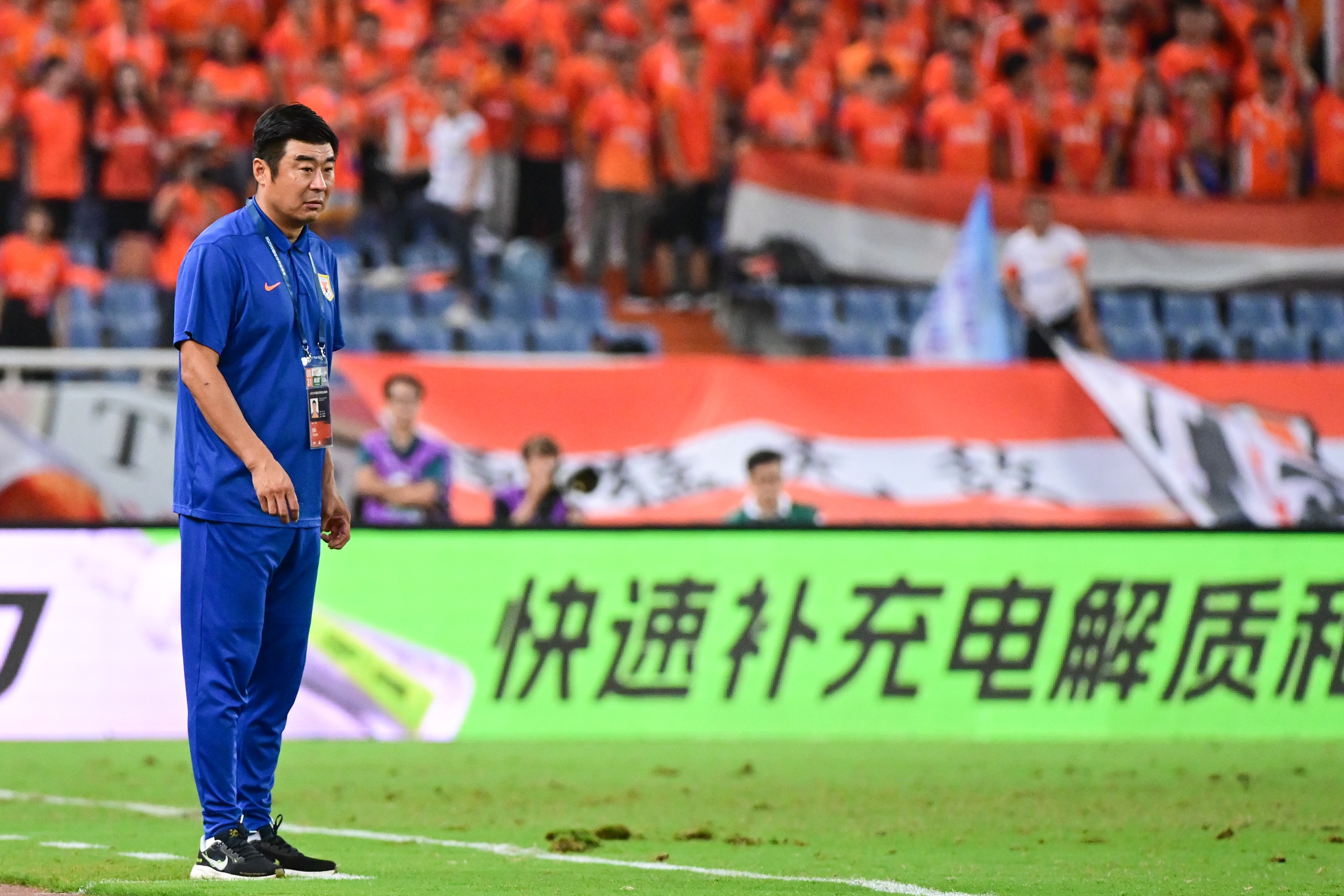 韩鹏一年泰山执教终结:34场17胜7平10负,本赛季胜率不足五成
