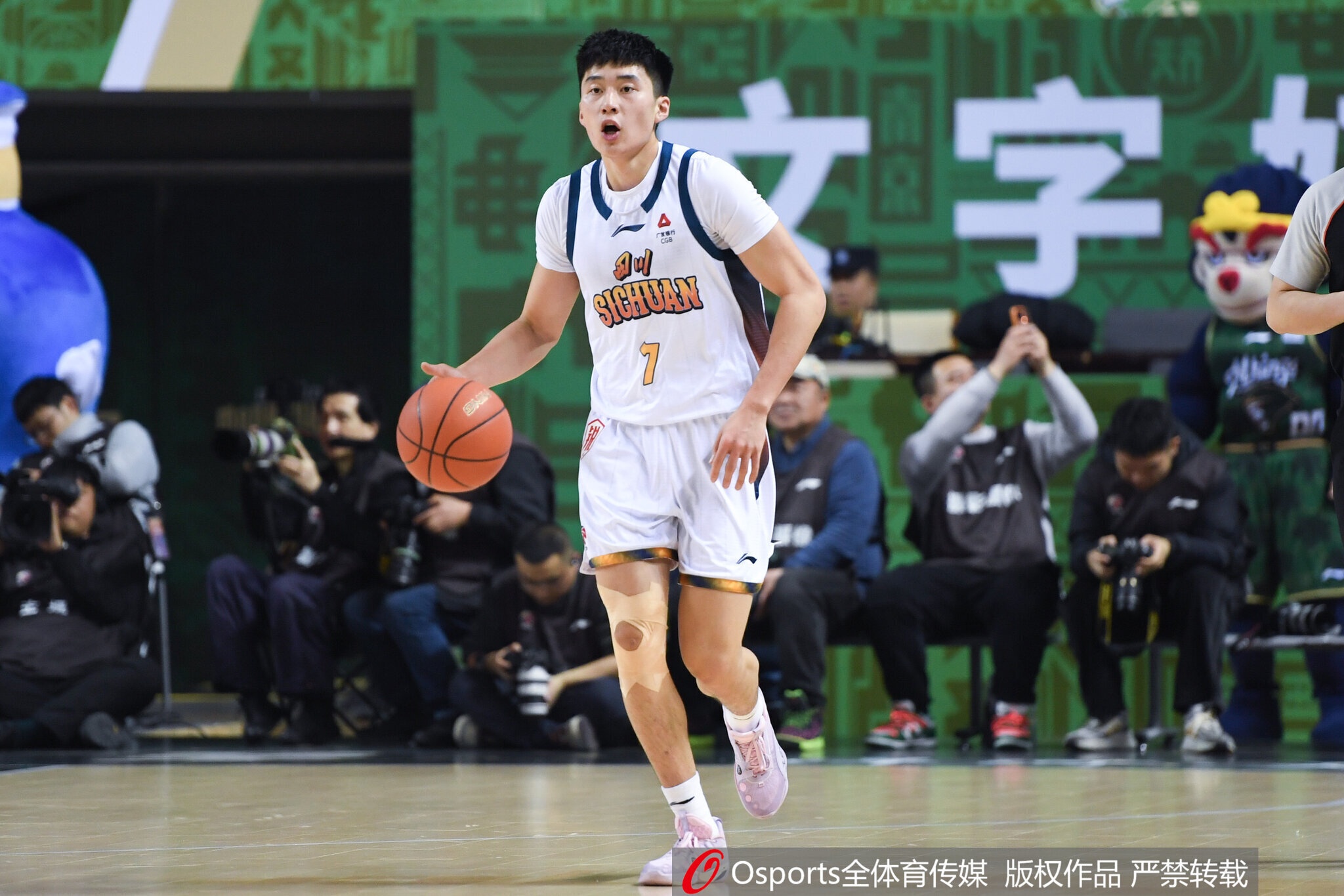 媒体人：三外援+段睿骐加入使辽男增看点 以行动向球迷证蜕变之心